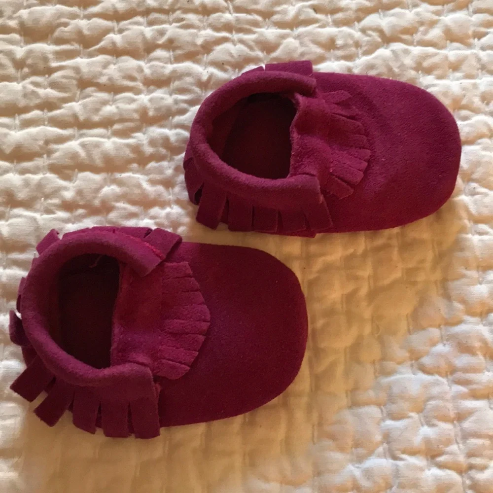 3/$20 NWT Baby Suede Fringe Moccasin Bootie